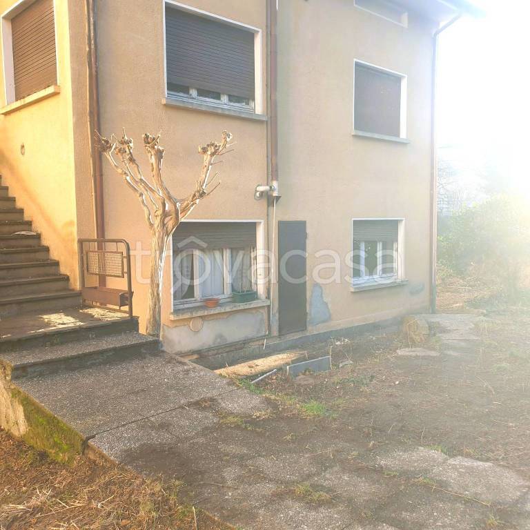 Appartamento in vendita a Laveno-Mombello via Dalmazia