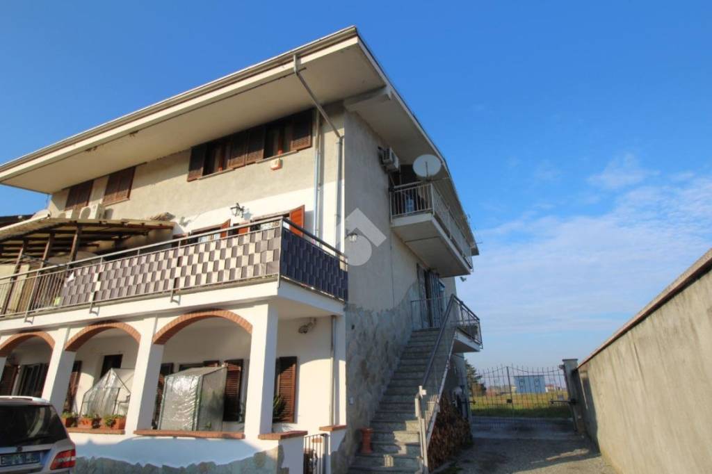 Appartamento in vendita a Crescentino via Scappino, 54