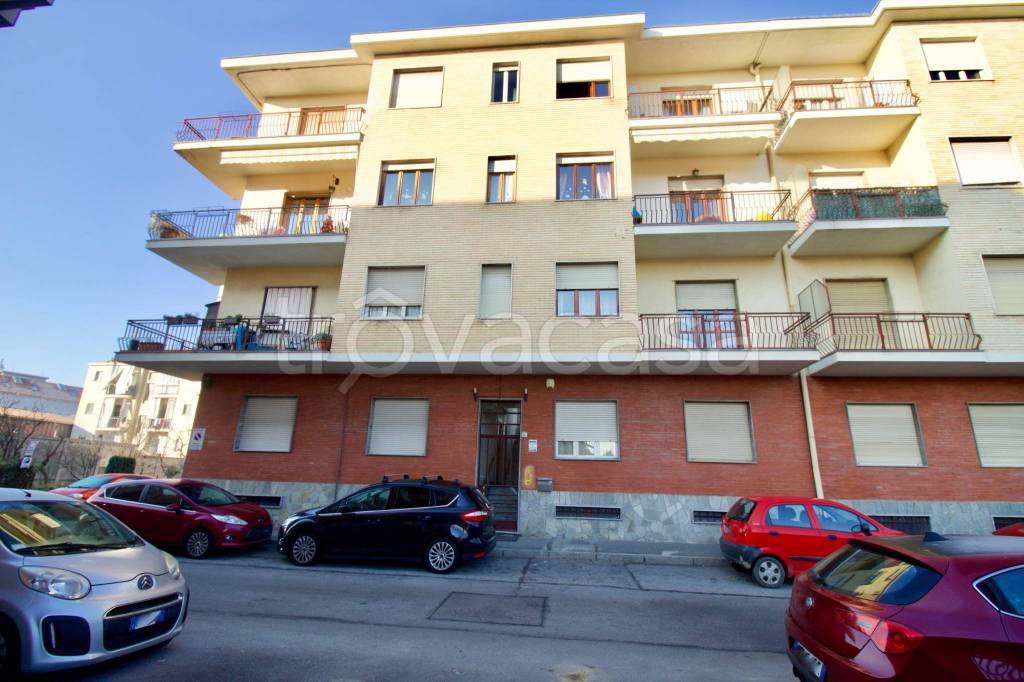 Appartamento in vendita a Moncalieri via Renzo Cattaneo, 8