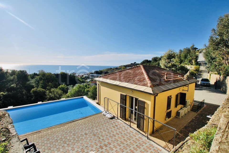 Villa in vendita a Santo Stefano al Mare