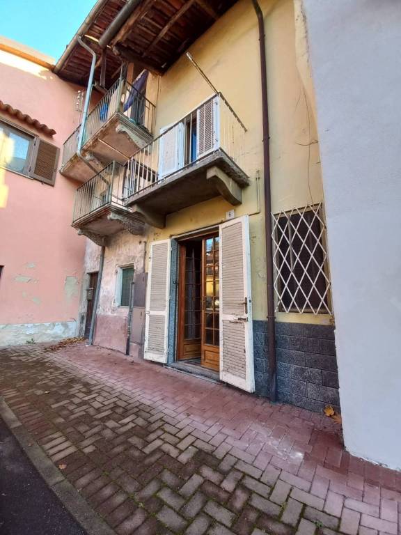 Casa Indipendente in vendita a San Giorgio Canavese corso roma, 6