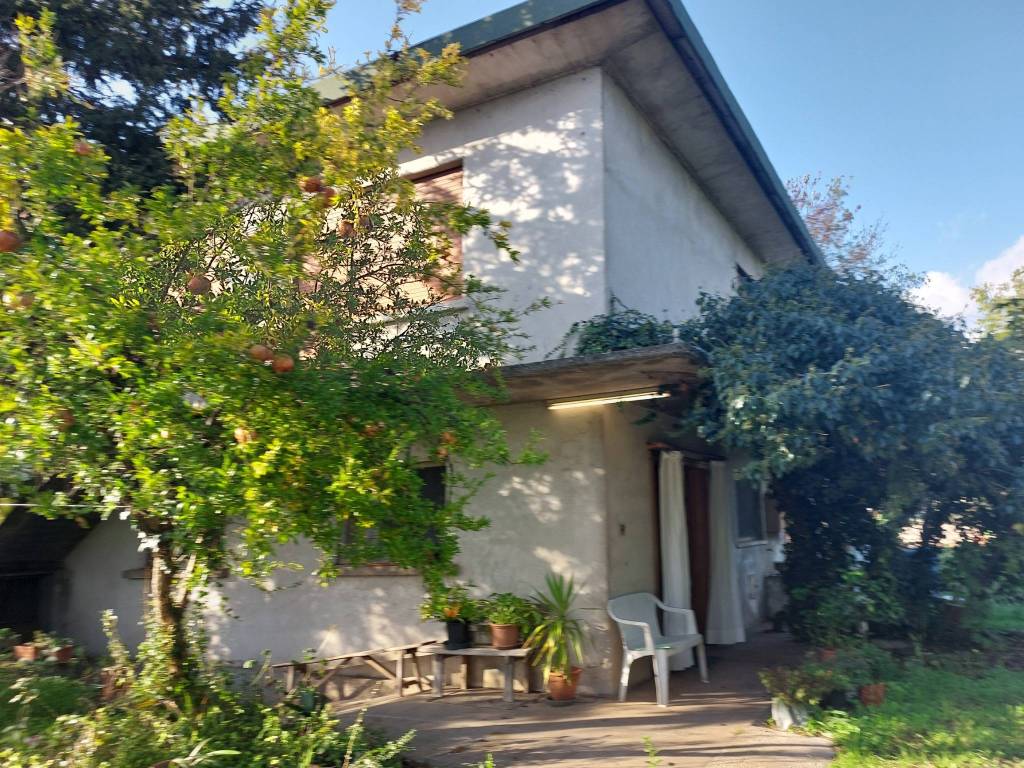 Villa in vendita a Montebelluna via Murette