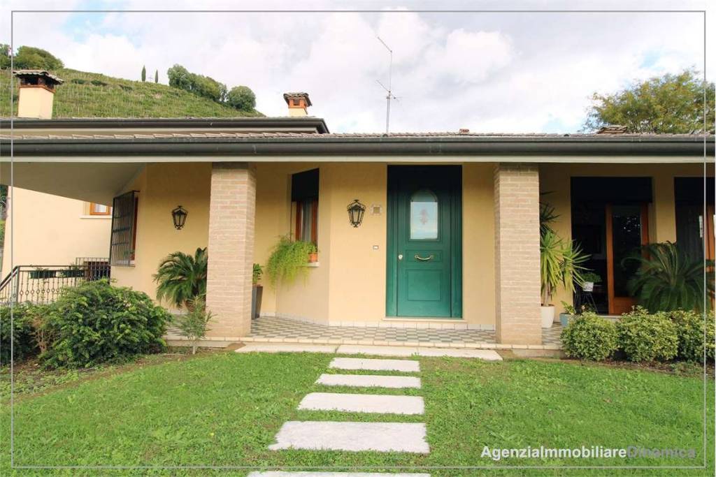 Casa Indipendente in vendita a Farra di Soligo via Cal Nova