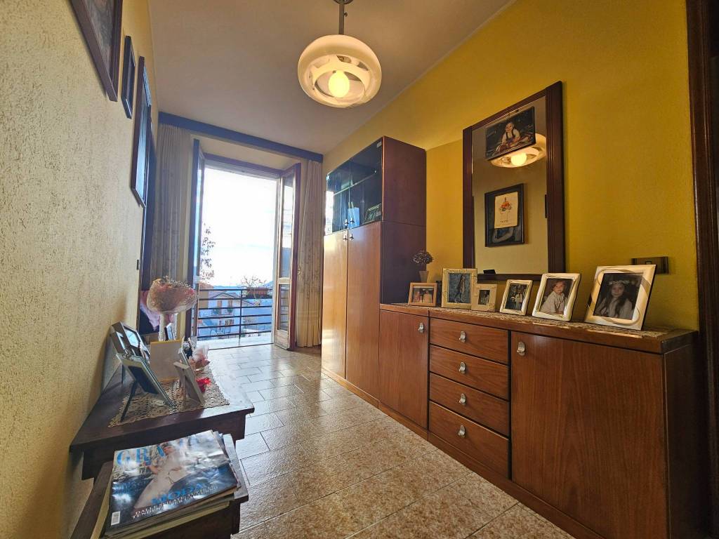 Appartamento in vendita a Berbenno via Papa Giovanni XXIII