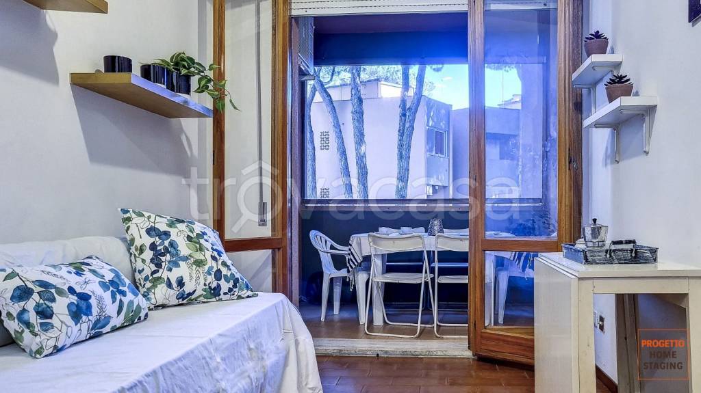 Appartamento in vendita a Comacchio viale Umberto Giordano, 13