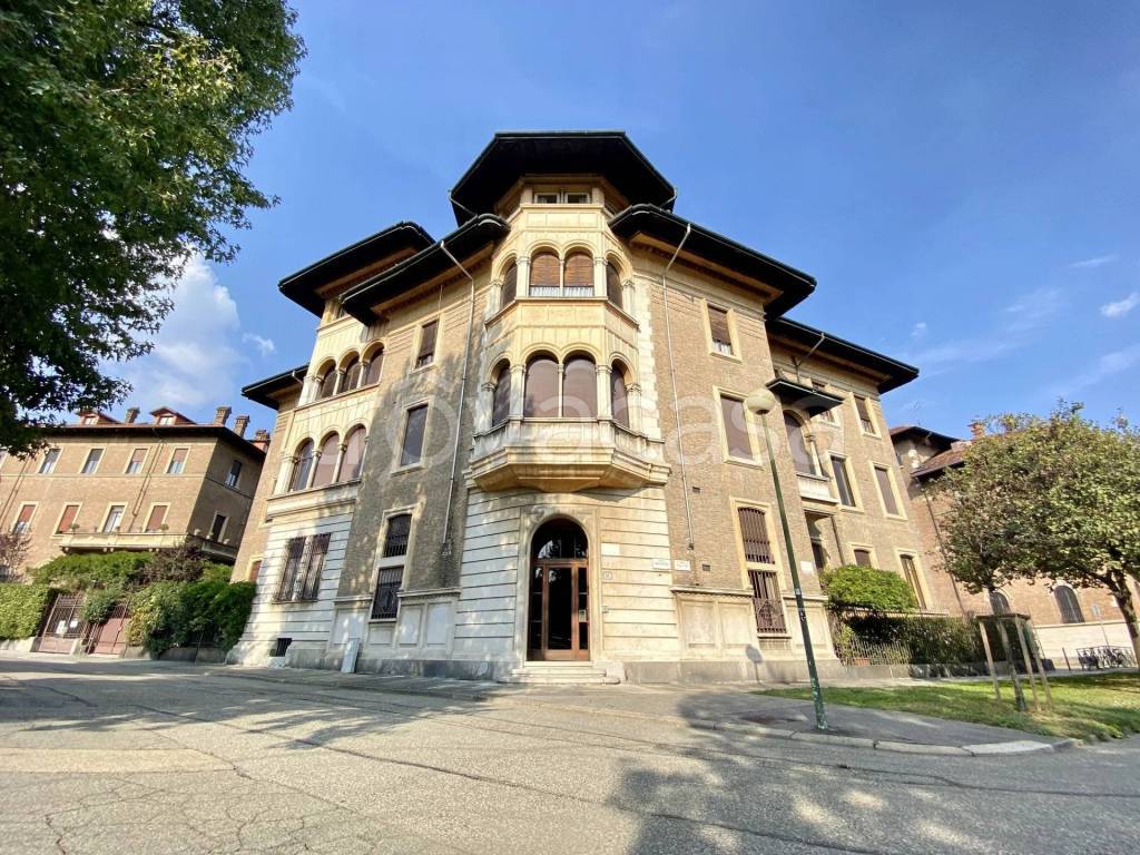 Appartamento in vendita a Torino piazzale duca d'aosta