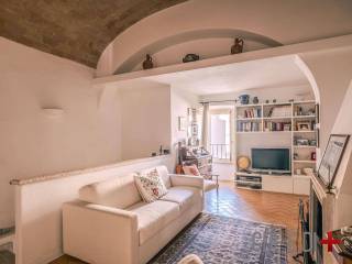 Casa indipendente in vendita ad amelia via degli archi