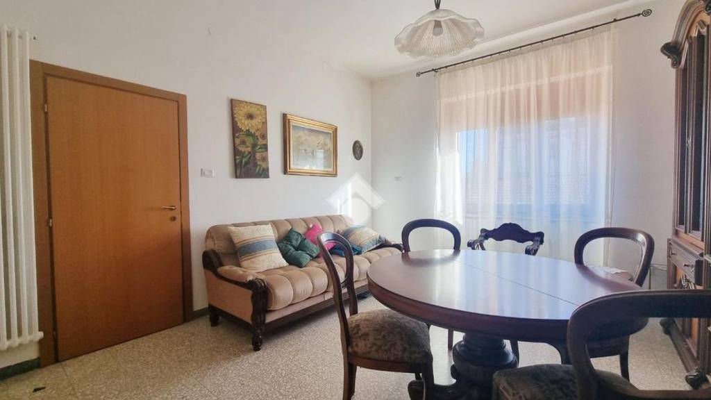 Appartamento in vendita a San Benedetto del Tronto via Tito Poggi, 22