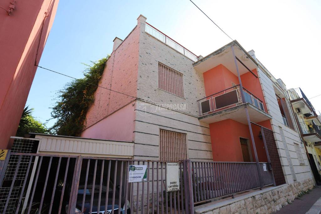 Casa Indipendente in vendita a Capurso via giovanni xxiii