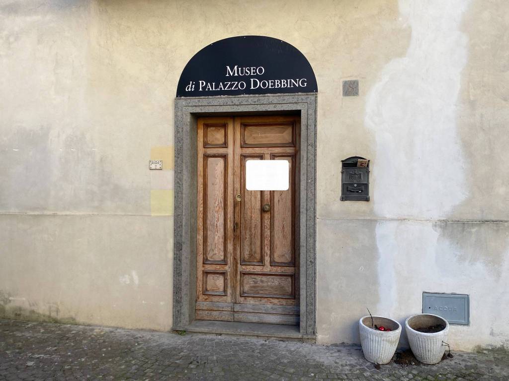 Appartamento in vendita a Sutri piazza del Duomo