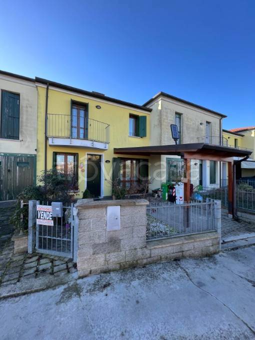 Villa a Schiera in vendita a Occhiobello via Giovecca, 1/b