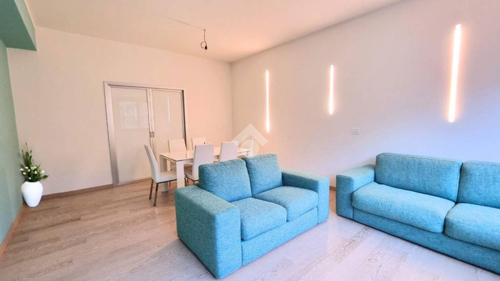 Appartamento in vendita a San Benedetto del Tronto via Simone Formentini, 74