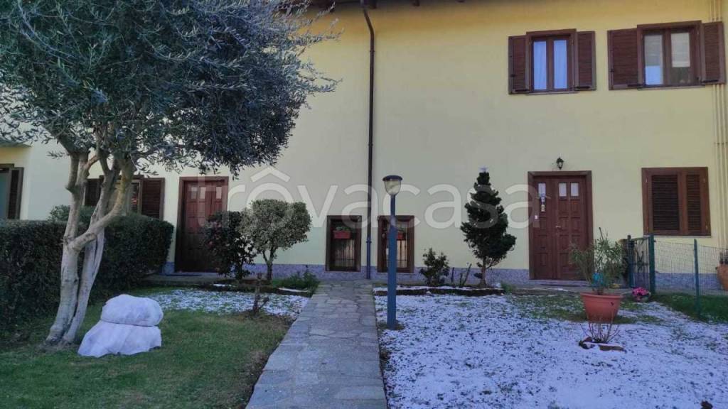 Appartamento in vendita a Lanzo Torinese via Santa Lucia, 14