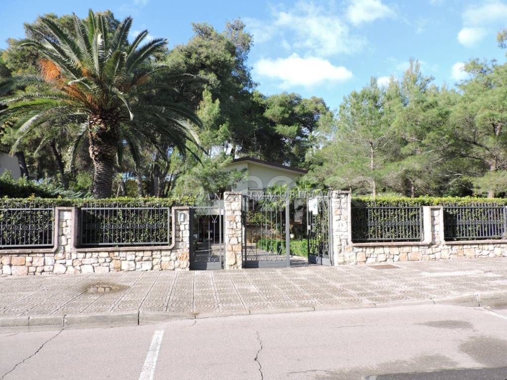 Villa in vendita a Castellaneta viale dei Pini, 126