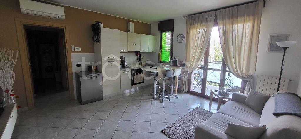 Appartamento in in vendita da privato a Vigevano via Vecchia per Gambolò, 26H