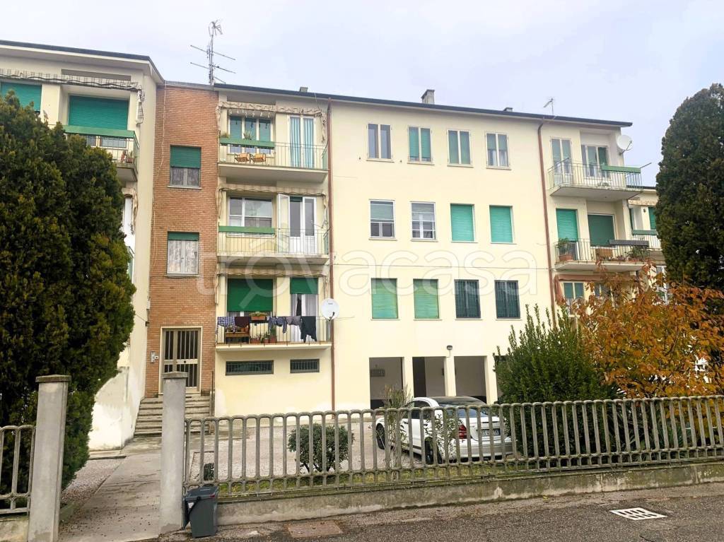 Appartamento in vendita a Poggio Renatico via Giuseppe Di Vittorio, 5
