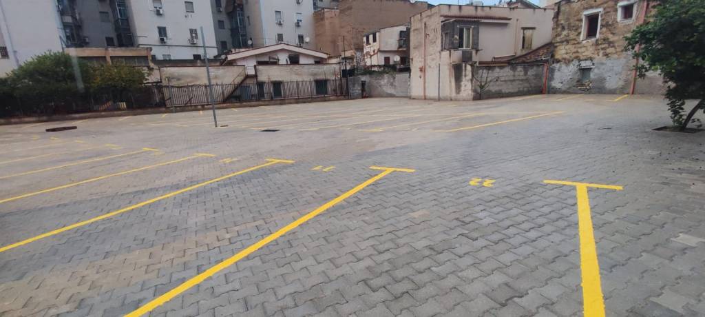 Posto Auto in vendita a Palermo via Noce, 81
