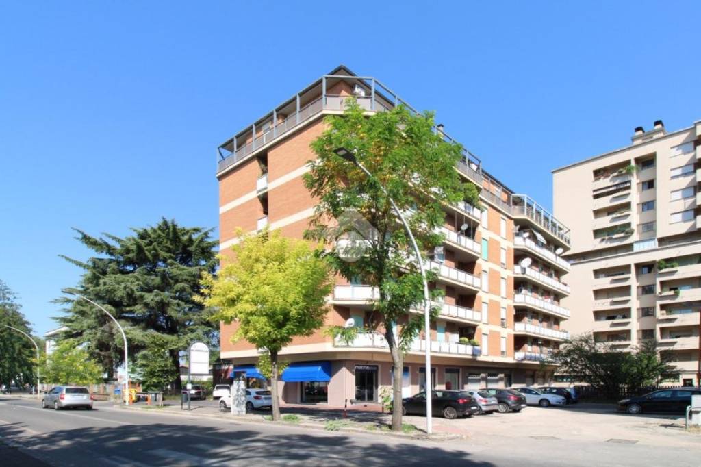 Appartamento in vendita a Terni viale Cesare Battisti, 173