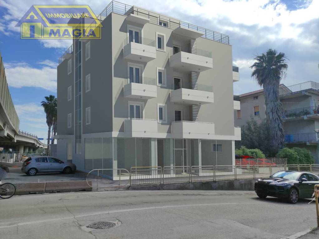 Appartamento in vendita a San Benedetto del Tronto via Mare, 124