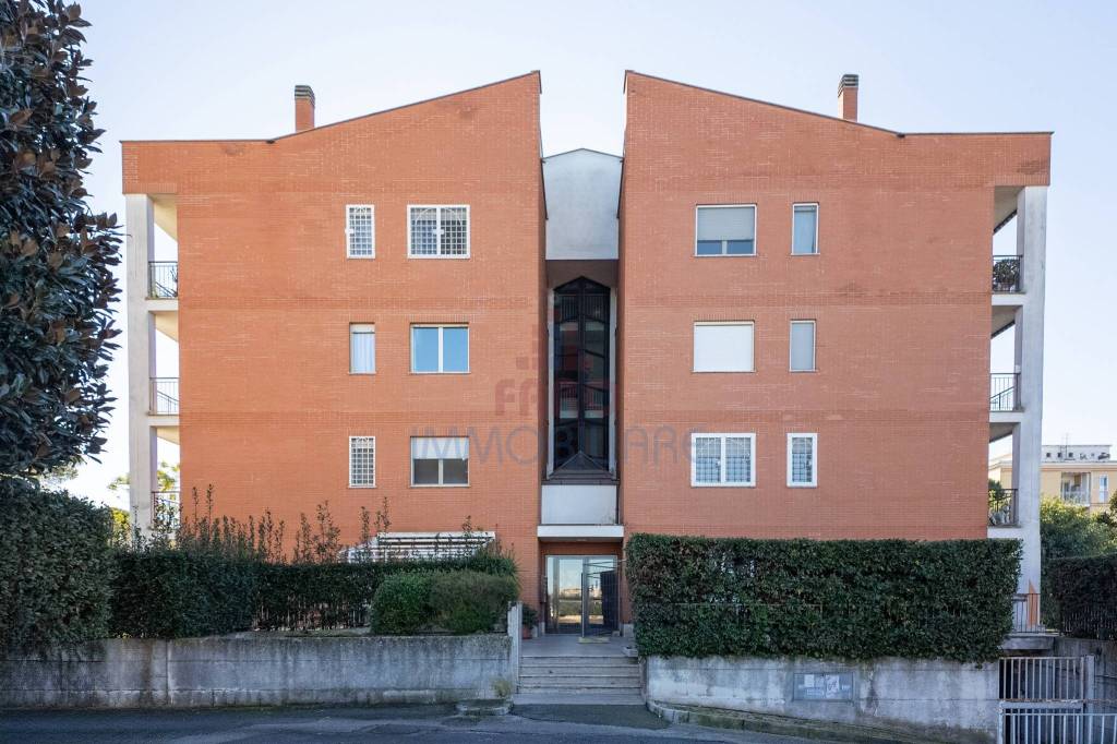 Appartamento in vendita a Roma largo Christian Doppler, 53