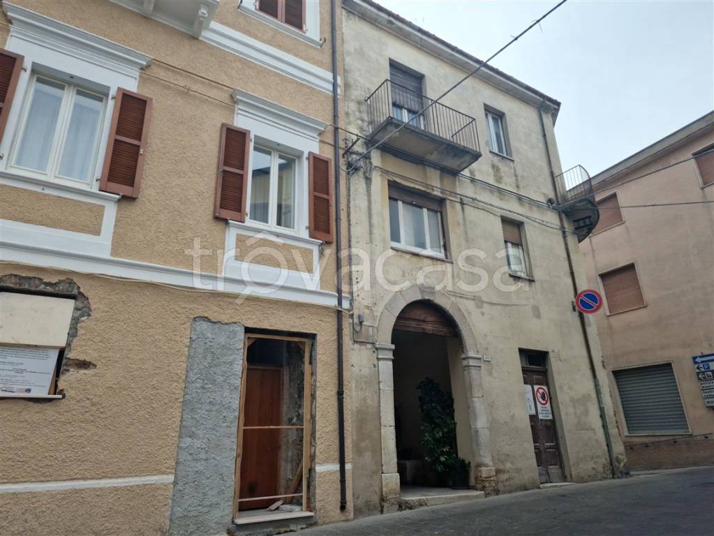 Appartamento in vendita ad Atessa via Roma