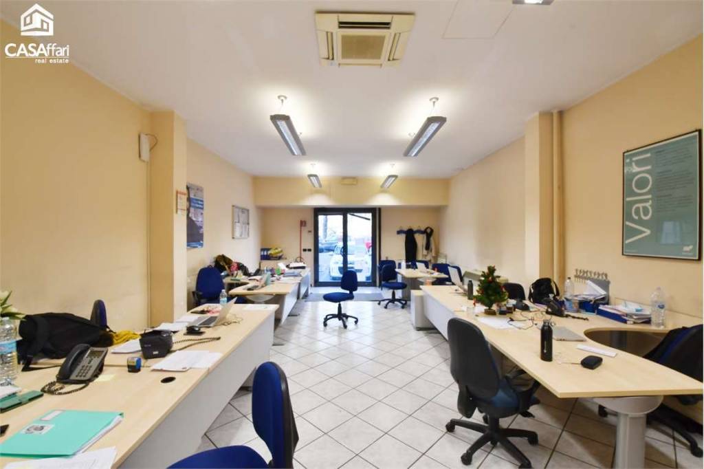 Ufficio in affitto a Modena via fabrizi