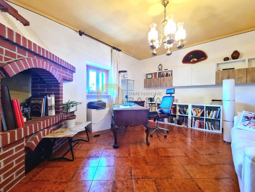 Casa Indipendente in vendita a Calvagese della Riviera via Guglielmo Marconi, 7