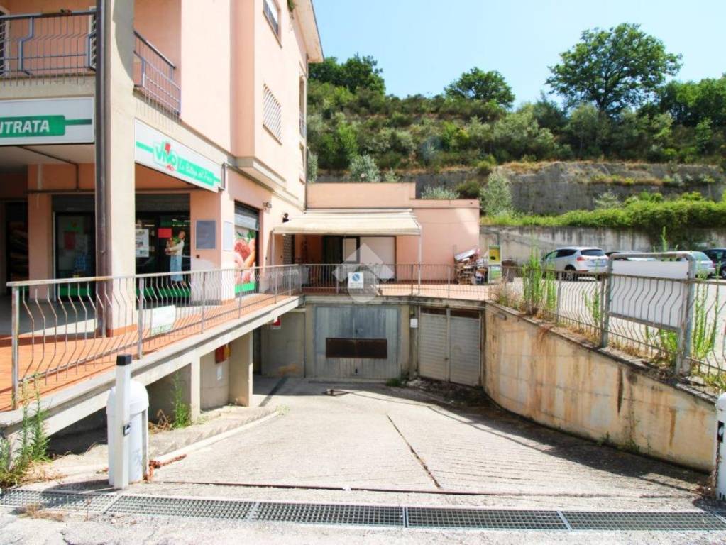 Garage in vendita a Poggio Mirteto via sr313