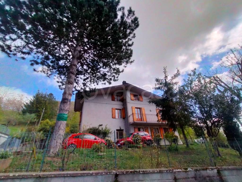 Villa Bifamiliare in in vendita da privato a Montese via Europa, 56