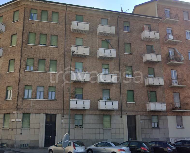 Appartamento in vendita a Torino via Pianezza, 84