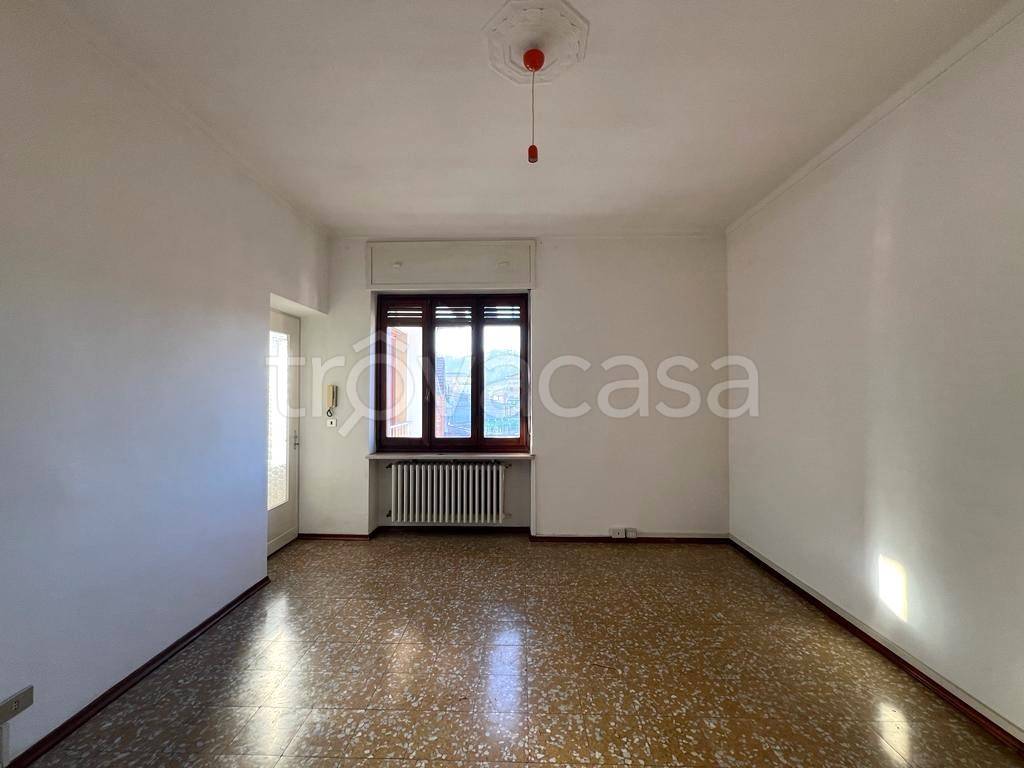 Appartamento in vendita a Canale piazza Trento e Trieste, 55
