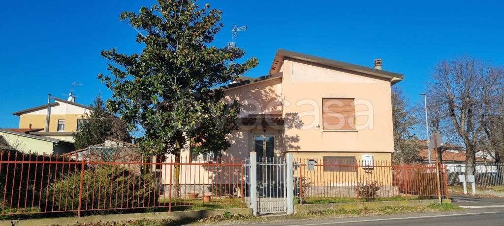 Villa in vendita a Mortara via 20 Settembre