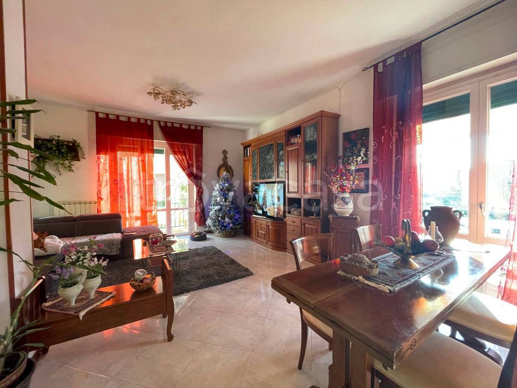 Appartamento in vendita a Casarza Ligure via Nicola Sottanis