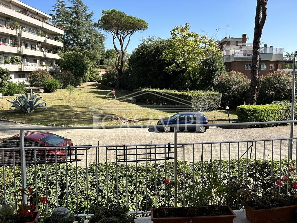 Appartamento in affitto a Roma via della Mendola