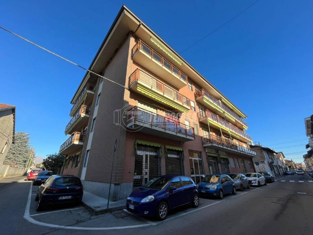 Appartamento in vendita a Feletto via (feletto) via rosario