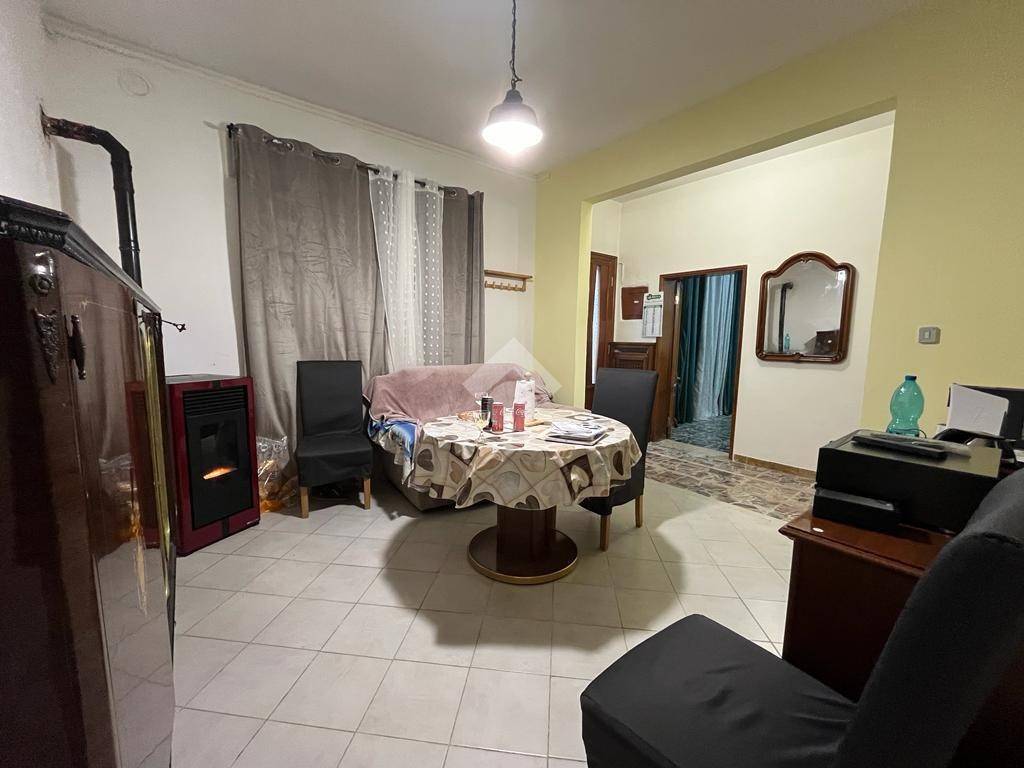 Appartamento in vendita a Crespino via Bonafè, 8