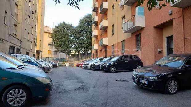 Appartamento all'asta a Genova via Nicolò Copernico