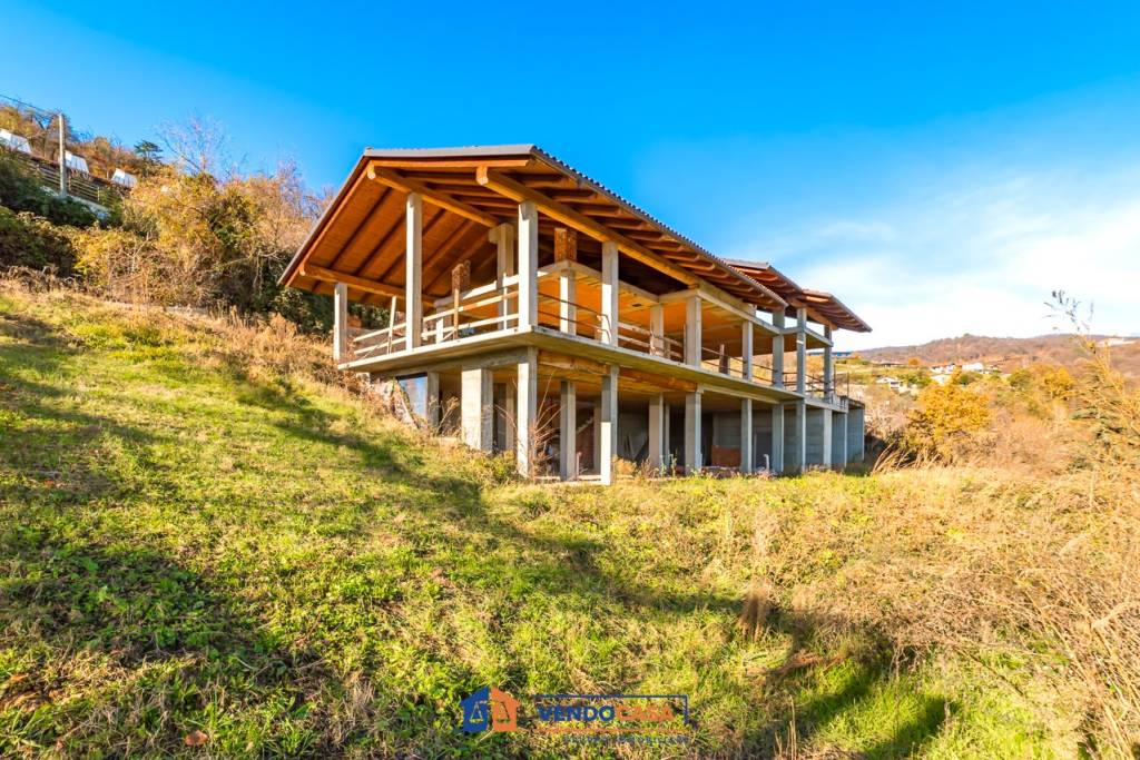 Villa in vendita a Busca via Monte Gaudio