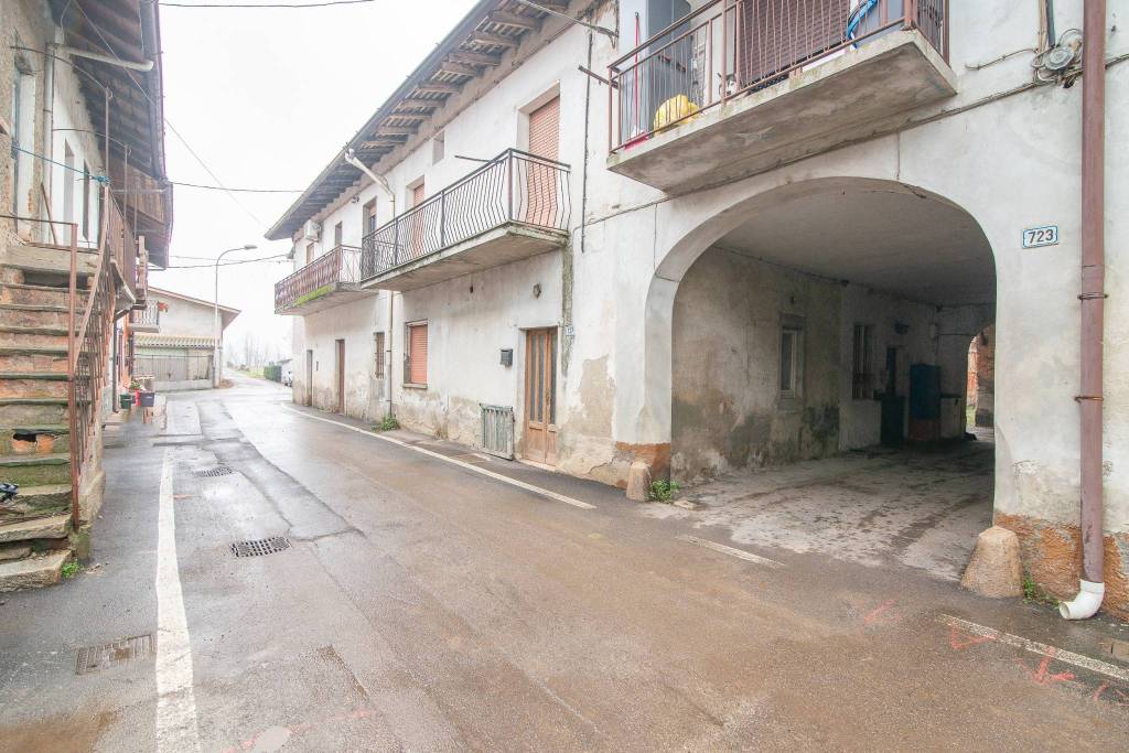 Appartamento in vendita a Fara Gera d'Adda via Corbellina