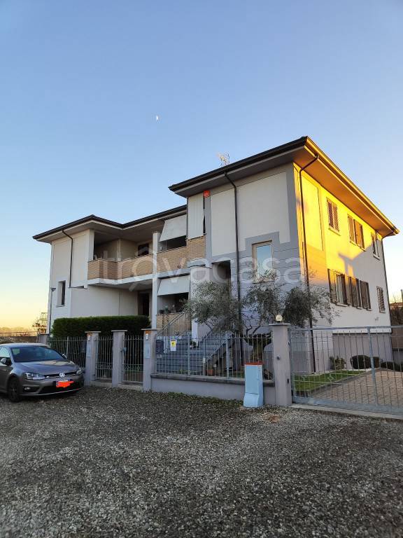 Appartamento in in vendita da privato a Castel San Giovanni via Don Francesco Mazzocchi, 28