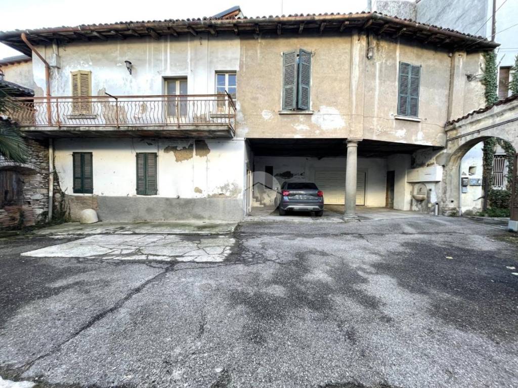 Casa Indipendente in vendita a Palazzolo sull'Oglio via Galignani, 10