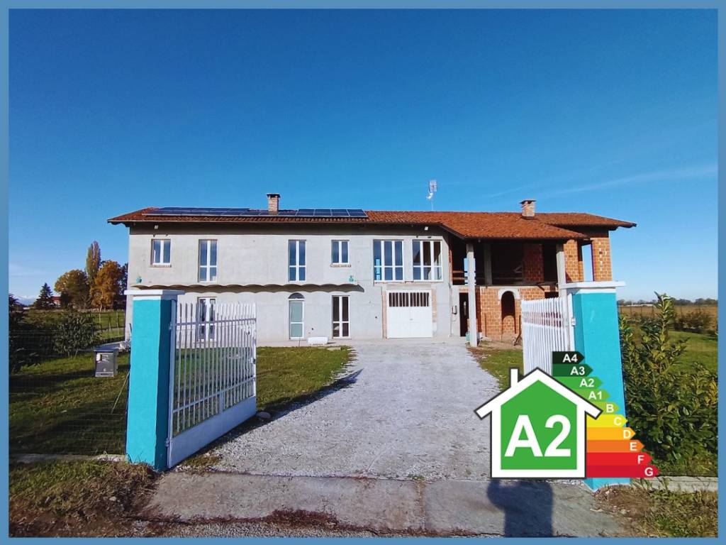 Villa Bifamiliare in in vendita da privato a Fossano località Mellea
