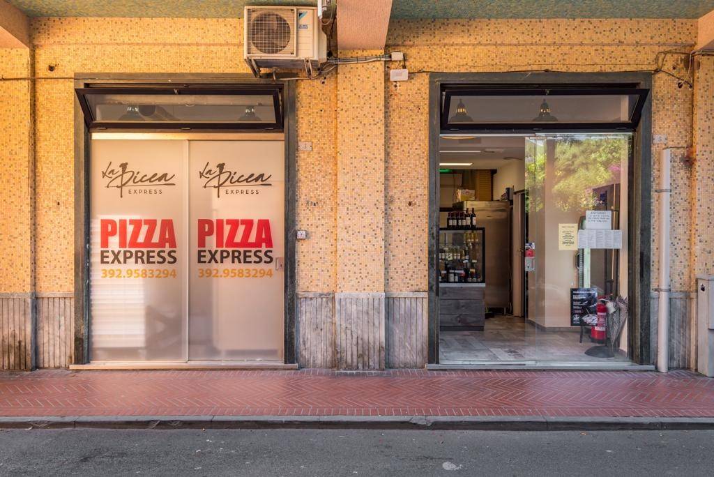 Pizzeria in vendita a Levanto via e. Zoppi, 7