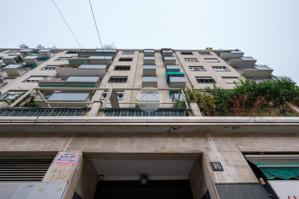 Appartamento in vendita a Milano via Carlo Dolci, 16