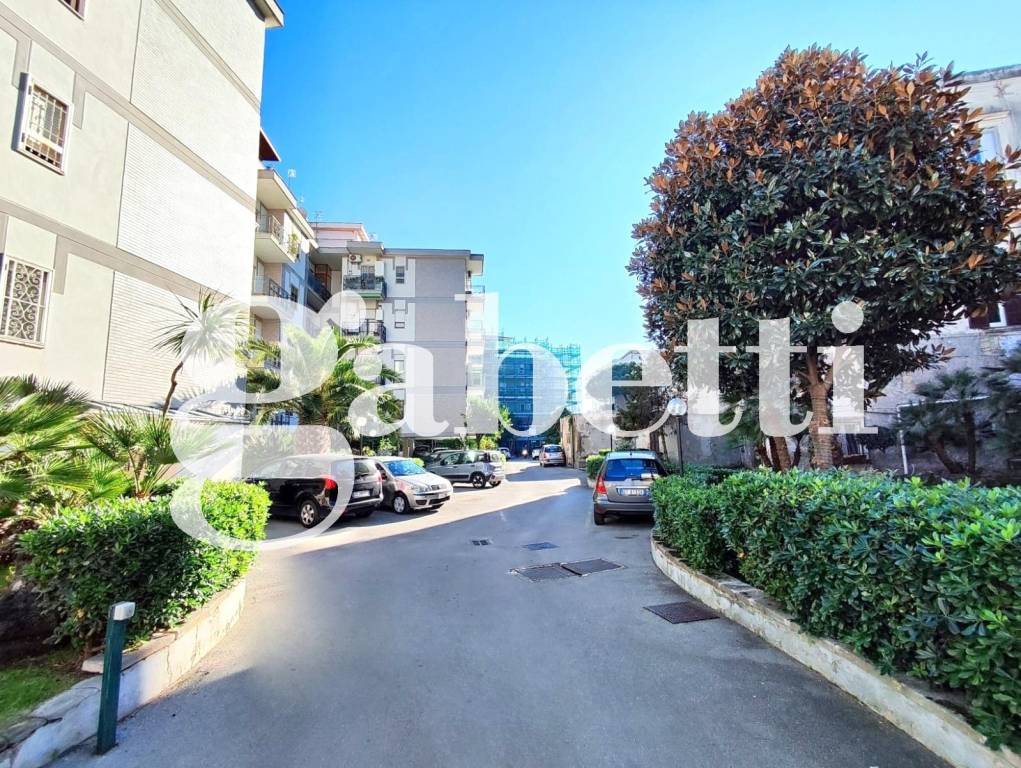 Appartamento in vendita a Portici via Zumbini, 18