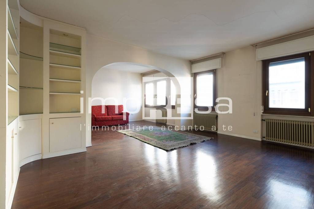Appartamento in vendita a Treviso via carlo alberto