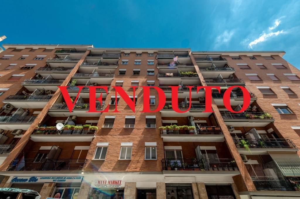 Appartamento in vendita a Roma via Sante Bargellini, 44