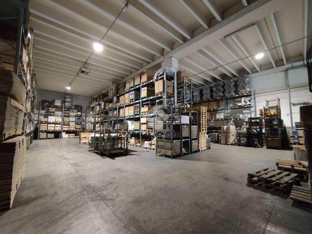 Capannone Industriale in vendita a Lumezzane via Brescia, 59