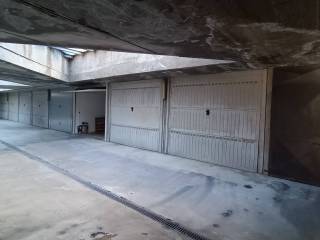 Privato Vende Box/Garage/Posto auto, Box con piccolo soppalco - Annunci  Corsico (Milano) - Rif.328961