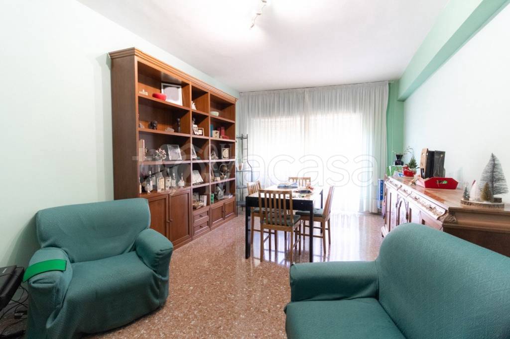 Appartamento in vendita a Roma via Antonio Baldissera, 85